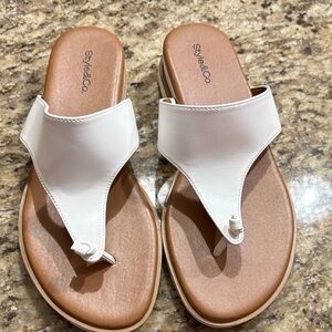 Style & Co. Women's Cream Sandals